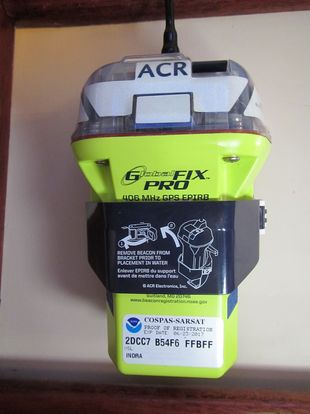 Emergency Position Indicating Radio Beacon (EPIRB) Dove Free Spirit