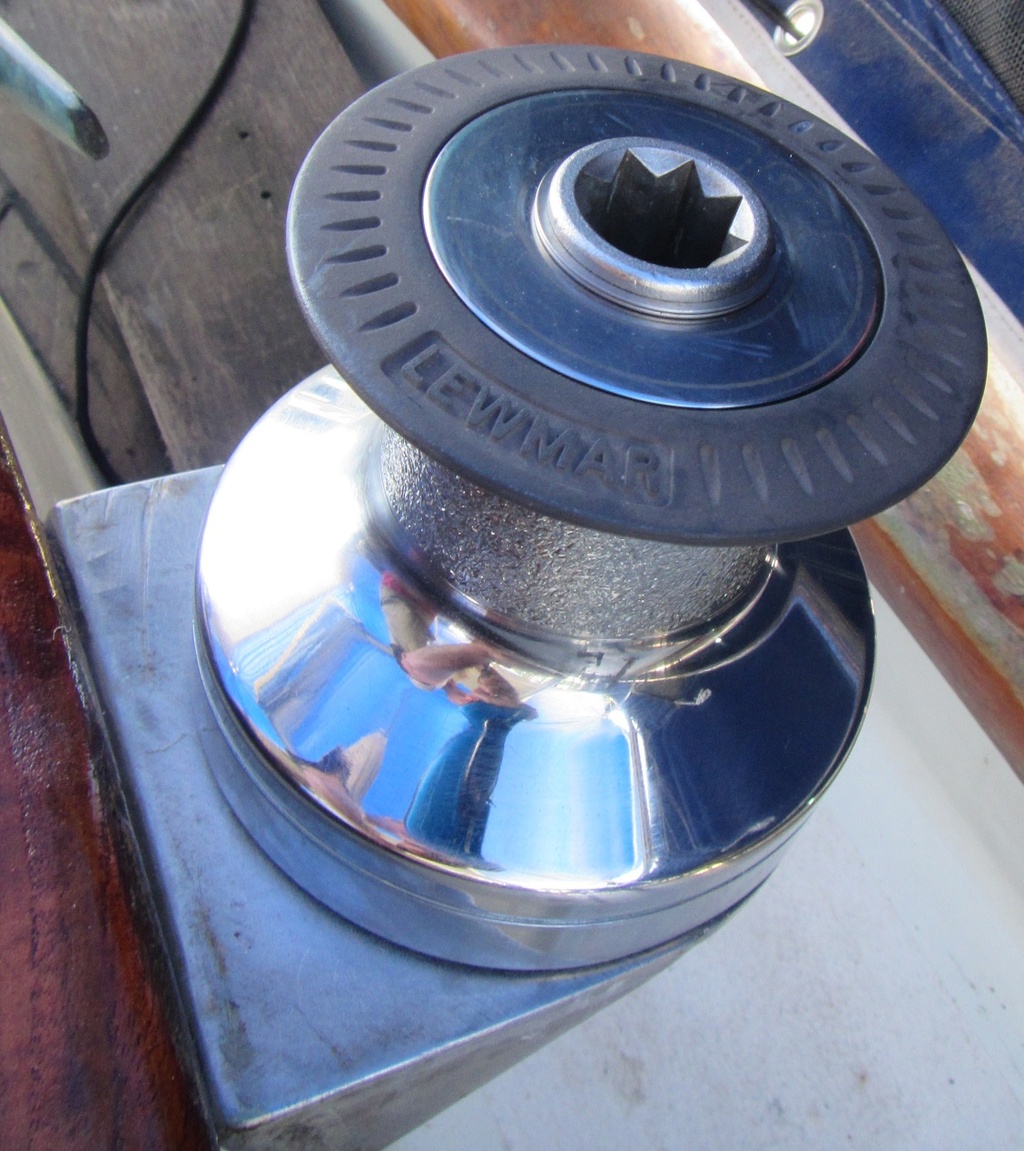 Lewmar 16 Port Install Winch Top Pieces Dove Free Spirit